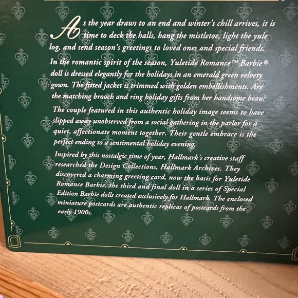 BARBIE Yuletide Romance from Hallmark - Picture 8 of 15